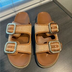 Universal Thread Collin Women’s Double Buckle Tan Footbed Sandal